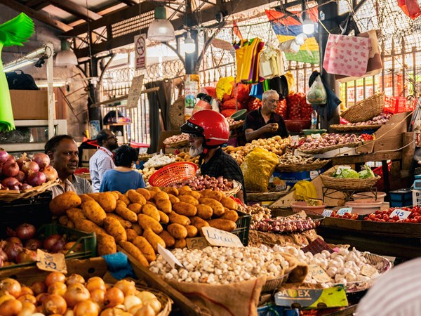 Marché central, ambiance authentique