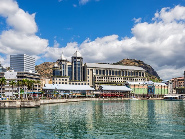 Balade au Caudan, face au port
