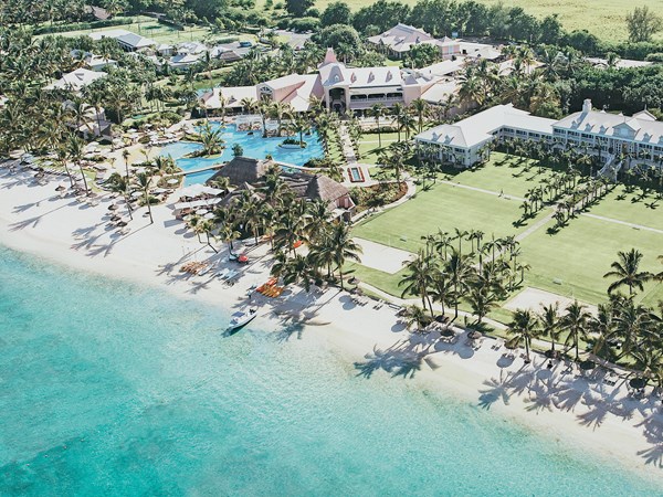 Vue aérienne de la plage du Sugar Beach
