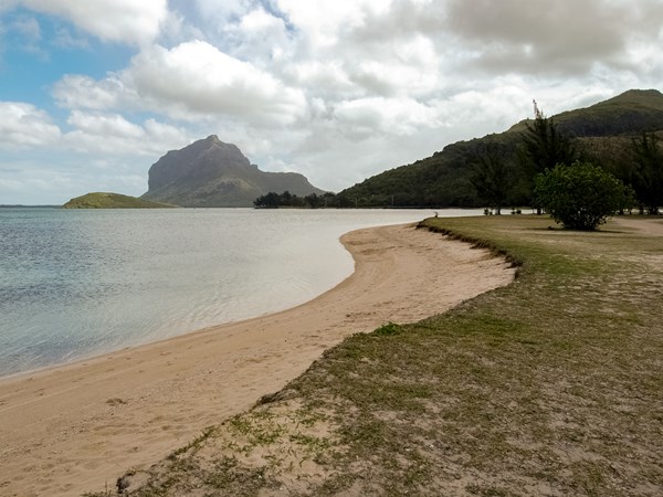 La Prairie, entre lagon turquoise et Morne Brabant