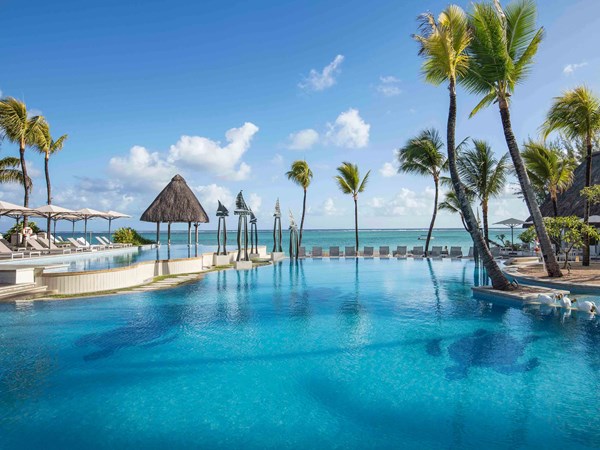 La superbe piscine de l'Ambre