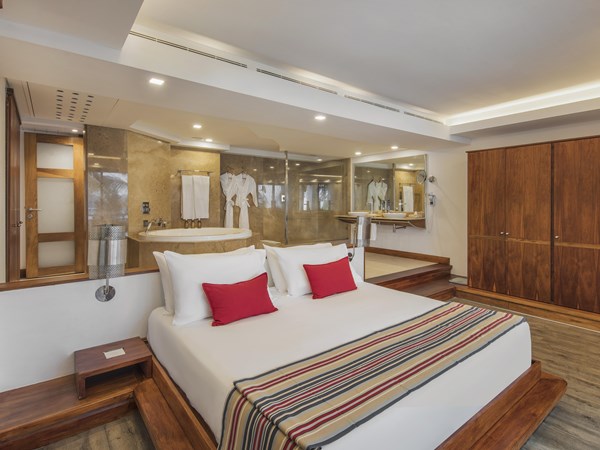 Senior Suite