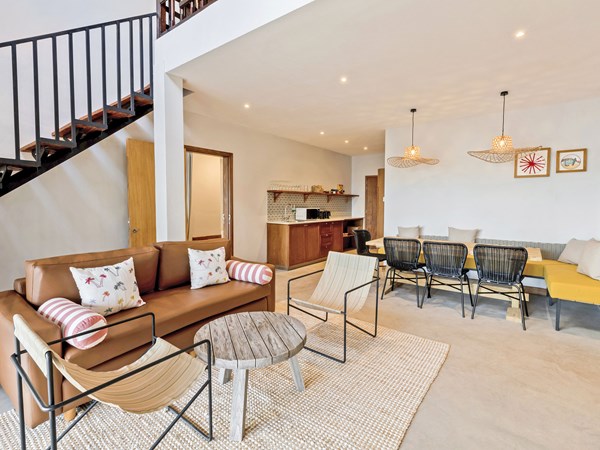 Le salon de la Beach Villa 4 Bedrooms