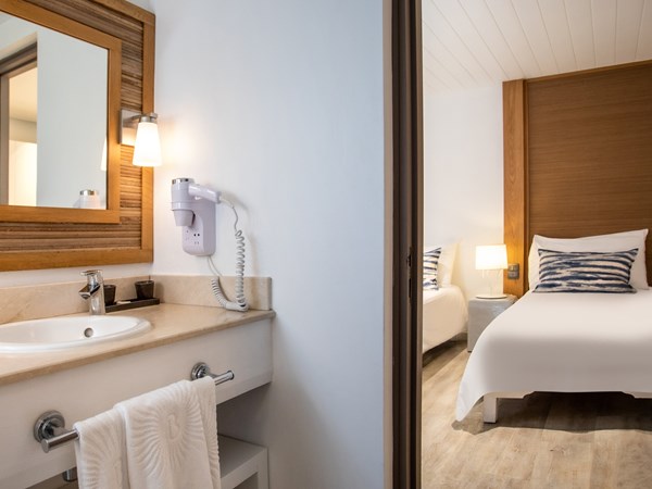 Salle de bain de la 2-Bedroom Family Apartment