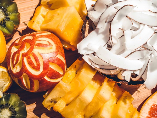 Le buffet plein de fruits du restaurant Sea Forest