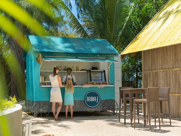 Street-food mauricienne au Taba-J