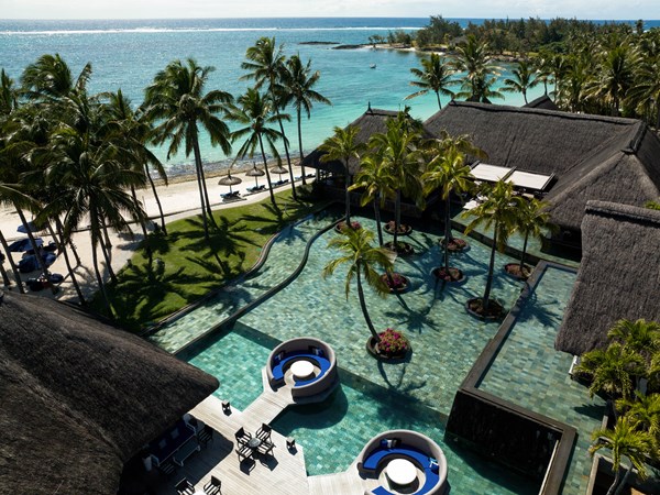 Une adresse mêlant charme tropical et luxe contemporain