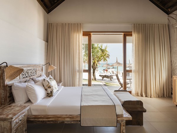 La Deluxe Beach Front Suite