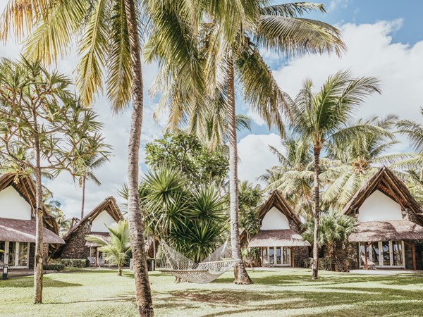 Bungalows en chaume et ambiance mauricienne