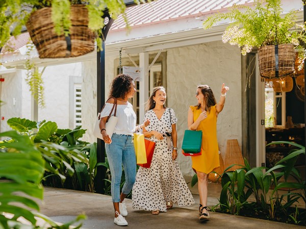 Faites un détour par les boutiques