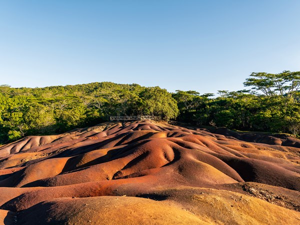 La terre des sept couleurs