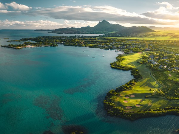 Anahita Golf