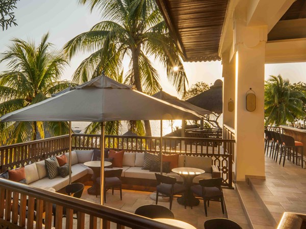 Le Sunset Bar