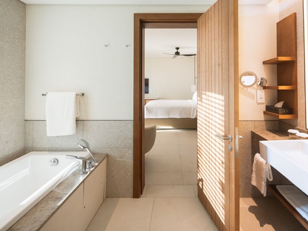 Beachfront Honeymoon Suite