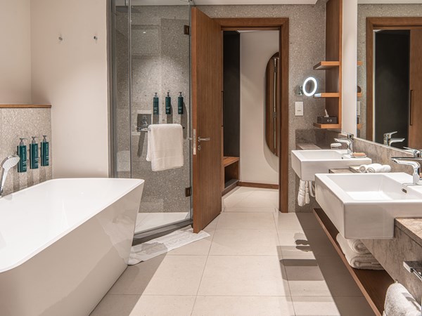 La salle de bain de la King Family Suite