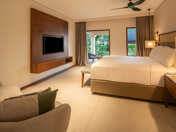 Beachfront Family Suite