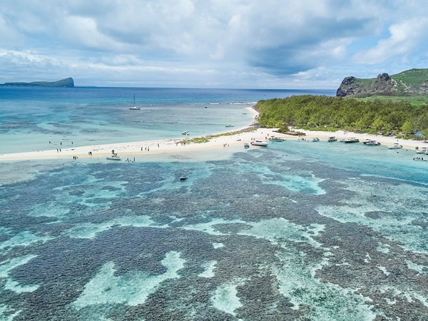 L’île Plate et Coin de Mire vues du ciel