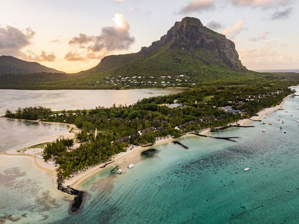 Le Paradis Beachcomber, niché au pied du Morne