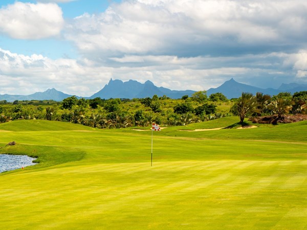 Un superbe parcours 18 trous par 72