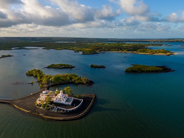 Le Sagar Shiv Mandir posé sur l’eau