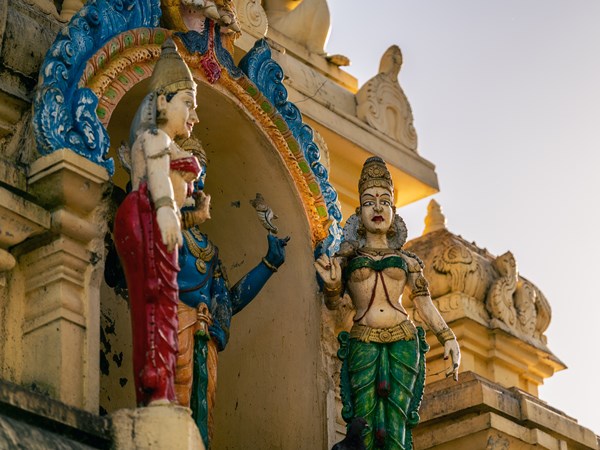 Symboles et figures sacrées, loin de l’agitation