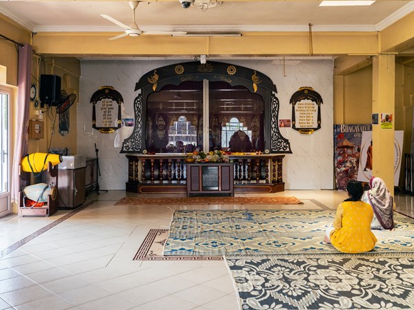 Une grande salle dédiée à la prière