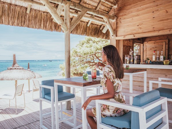 Rafraichissez vous au bar Shores