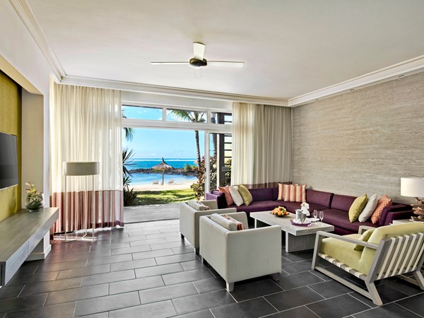 Le salon de la Long Beach Suite