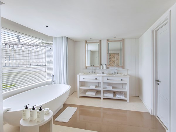 Salle de bain de la Suite Junior Vue Plage