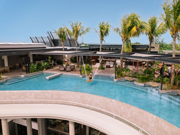 Une piscine d’exception au cœur d’un cadre prestigieux
