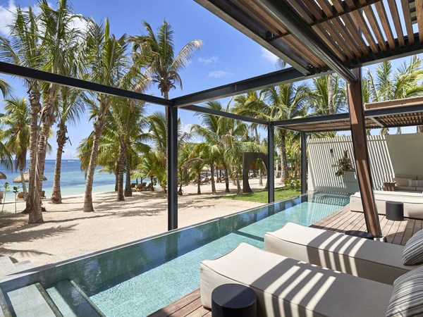 LUX* Grand Beach Villa avec Piscine