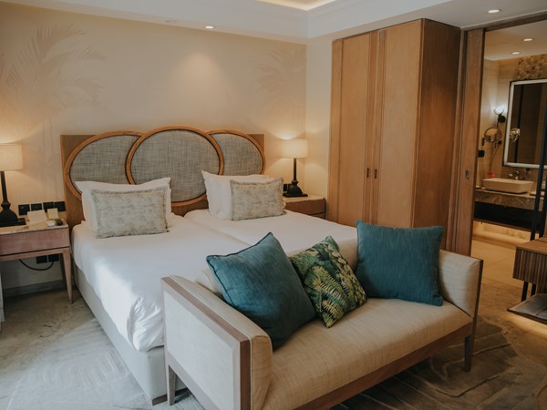 La Beachfront Family Suite Pool Villa