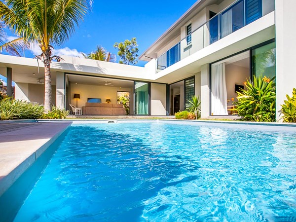 La piscine de la Villa Deluxe