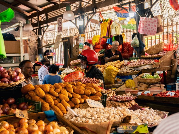 Marché central, ambiance authentique