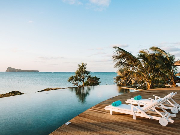 Vue depuis la piscine à débordement