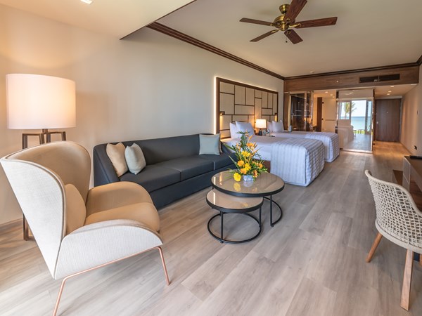 Beachfront Family Suite