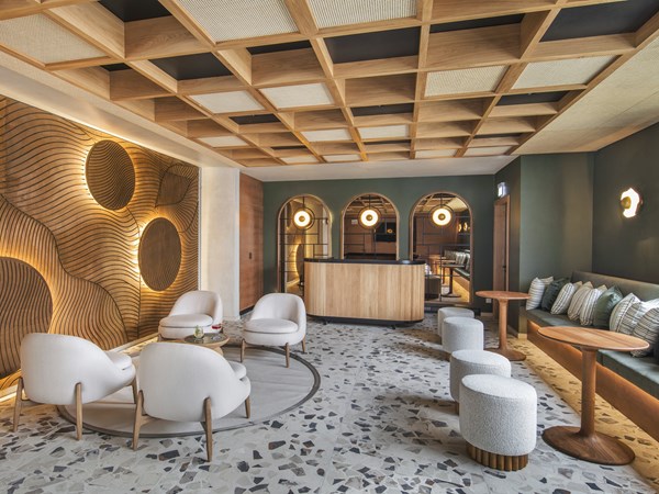 Zest and Bar Lounge