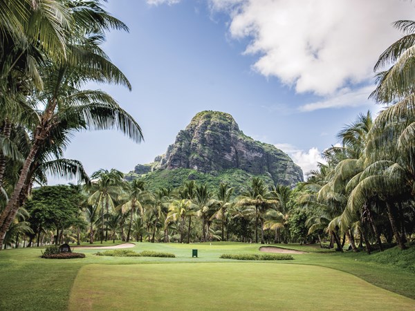 Le practice au pied de la montagne du Morne