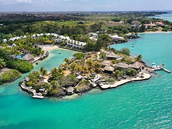 Situé au creux d'une petite baie privée