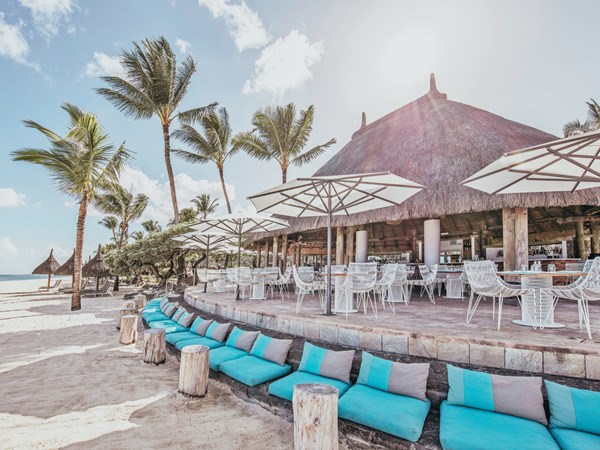 Le Morne Beach Bar