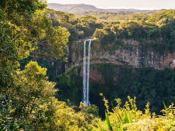 La cascade de Chamarel dans le parc national des Gorges de la Rivière Noire