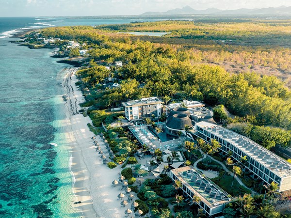 Idéalement situé sur la côte est de l'île