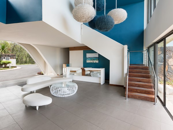 Le lobby de l'hôtel