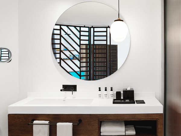 La salle de bain de la sea view pool side