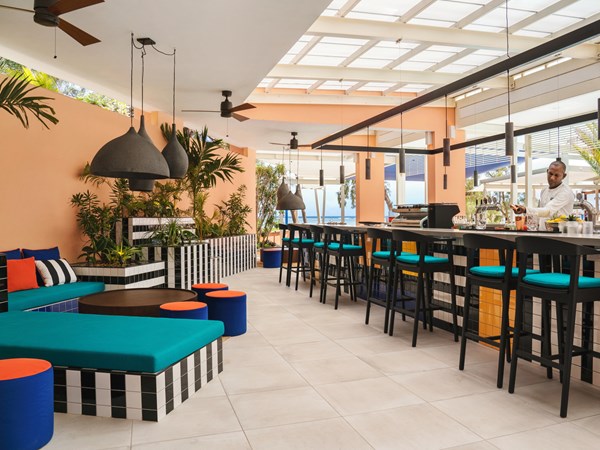 Le magnifique Pool Bar