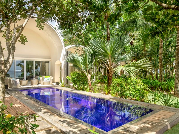 La piscine de la So VIP Beach Villa