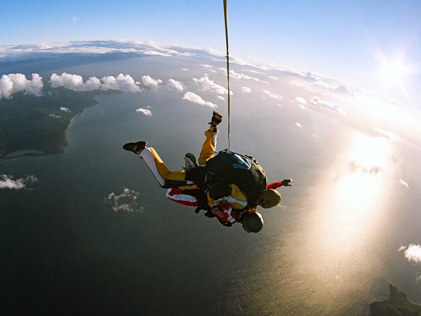 Laissez-vous tenter par un saut en parachute
