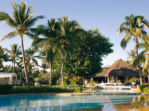 Plongez dans l'une des deux piscine du Sugar Beach