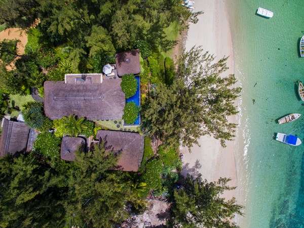 La vue aérienne de la Two Bedroom Presidential Ocean View Villa with Private Pool