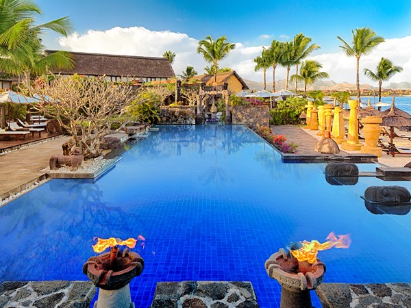 La piscine du restaurant On The Rocks